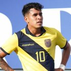 Kendry Páez fue defendido con todo por su entrenador Sebastián Beccacece.