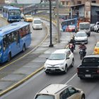 La medida de restricción vehicular se lleva a cabo de lunes a viernes en dos horarios.