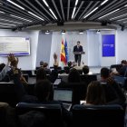 El presidente del Gobierno, Pedro Sánchez, comparece este lunes en rueda de prensa en el Palacio de la Moncloa.