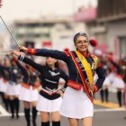 Estudiantes. Cientos de alumnos fueron parte de este desfile de independencia.