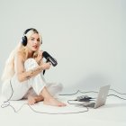 Elena Rose para su álbum En las nubes.