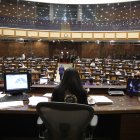 Dato. Este 13 de noviembre el Pleno de la Asamblea condenó la resolución del sumario administrativo que sancionó a la vicepresidenta de la República, Verónica Abad.