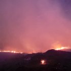 Dato. Desde diferentes cuentas en redes sociales se alertó de un incendio forestal que se podía observar desde la vía Cuenca - Molleturo