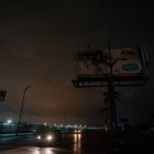 Fotografía de un sector sin luz en Guayaquil (Ecuador).