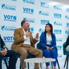 Candidatos. Siete candidatos presidenciales han participado del diálogo.