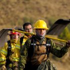 Las condiciones climáticas no favorecen el combate de incendios: no hay humedad y el viento propaga las llamas.