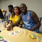 Los seleccionados compartieron con los menores que les visitaron en la concentración tricolor.