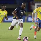 Enner Valencia abrió el marcador 1-0 ante Colombia.