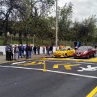 El nuevo cruce a nivel de acera que se colocó tras el derrocamiento del puente en la Universidad Central.