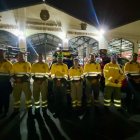 Los bomberos de Guayaquil partieron esta madrugada de sábado 23.