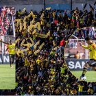 Barcelona logró el empata 2-2 con Técnico Universitario con el Bellavista a reventar.