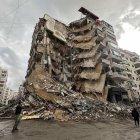 Los escombros de un edificio dañado tras un ataque aéreo israelí en el área de Tayouneh, al sur de Beirut, Líbano, 25 de noviembre de 2024.