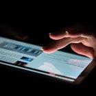 Las empresas ofrecen los generadores de alquiler en internet y en plataformas de compras en línea.