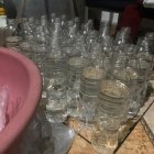 En Solanda se realizó un operativo y se retiró 220 litros de licor sin registro sanitario.