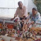 Reinaldo Criollo y Gloria Vivar elaboran el nacimiento gigante desde hace más de 50 años.