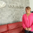 Betty Mata profesa religión evangélica