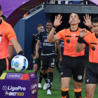 El árbitro central Bryan Loayza (i) ha estado presente en tres finales de LigaPro