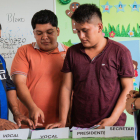 Miembros de las juntas receptoras del voto.