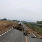 Residentes del sector comenzaron a reportar grietas en la vía desde el 30 de noviembre.