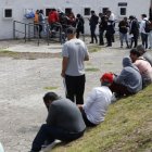 Este fue el ambiente que perduró en las boleterías del estadio Rodrigo Paz Delgado.