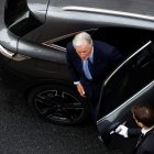 París. Michel Barnier llega a la ceremonia en la que el 5 de septiembre asumió como Primer Ministro.
