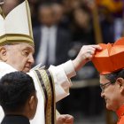 Vatican City (Vatican City State (holy See)), 07/12/2024.- Ecuadorian new Cardinal Luis Gerardo Cabrera Herrera (R) receives his biretta as he is appointed cardinal by Pope Francis (L) during a consistory ceremony in the Saint Peter"s basilica at the Vatican, 07 December 2024.  (Papa, Cardenal) EFE/EPA/FABIO FRUSTACI