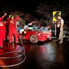 En el vehículo pequeño se movilizaba el reconocido médico local.