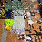 El "laboratorio" de drogas funcionaba en una vivienda del cantón Durán, en la provincia del Guayas, ubicada junto a un parque infantil.