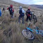 Momento en el que fueron rescatados los turistas en el páramo del Parque Nacional Cotopaxi.