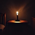 Imprevistos cortes de energía eléctrica se registraron en varias zonas de Ecuador la madrugada de este jueves 12 de diciembre.