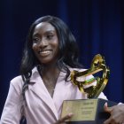 Kiara Rodríguez se llevó el Legado de Oro en La Noche del Legado de Fedeguayas