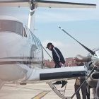 Maximiliano Dávila, exjefe antidrogas de Bolivia, durante su extradición a Estados Unidos este 12 de diciembre.