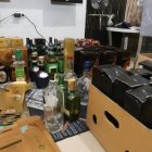 Botellas de whisky de diversas marcas reconocidas eran envasadas con otro tipo de licor.