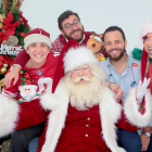 A estos tres chicos, apasionados por la política, el destino los juntó y les dio un micrófono para entretener y dialogar sobre lo que más les gusta