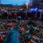 Las personas se reúnen en Magdeburgo para rendir homenaje a las víctimas