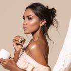 Su marca de velas y esencias celebra lo orgánico, lo artesanal y lo emocional.