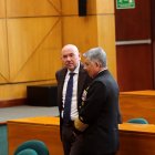 Autoridades. El ministro de Defensa, Gian Carlo Loffredo y el comandante del Comando Conjunto de las Fuerzas Armadas Jaime Vela.