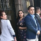 Verónica Abad recuperó sus funciones pero no en el país.