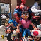 Hay personajes desde políticos hasta de caricatura y películas.