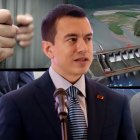 Daniel Noboa inició el 2024 con varias crisis simultáneas que dificultaron su gestión.