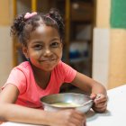 La fundación Familia Herbalife proporciona alimento a las niños ecuatorianos.