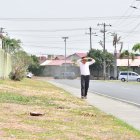 Sombra. Ante la escasez de árboles, la ciudadanía no cuenta con suficientes puntos para refugiarse del sol.