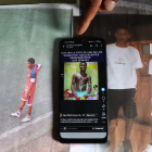 Esta es una de las imágenes que muestran a jóvenes tatuados, asegurando que son los desaparecidos.