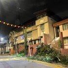 Tala. Así lucen las aceras después de talar los árboles del bulevar.