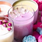 Cómo elegir las velas perfectas para tus rituales de Año Nuevo y atraer energías positivas en todas las áreas de tu vida.