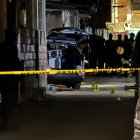 La docente es una de las tres víctimas de un ataque armado; fue alcanzada por una bala de fusil.