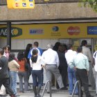 Banco. Los cajeros automáticos una de las opciones para retirar dinero en el feriado.