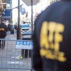 New Orleans (United States), 01/01/2025.- Police respond in the French Quarter after a car plowed into a crowd in New Orleans, Louisiana, USA, 01 January 2025. At least 10 people are dead and 30 injured after a man drove a white pickup truck into a crowd on Bourbon Street. The driver was killed in a shootout with police. The FBI is investigating the incident as an act of terrorism. (Terrorismo, Nueva Orleáns) EFE/EPA/SHAWN FINK