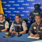 Rueda de prensa en el Cuartel Modelo, sobre la detención de los implicados en el asesinato del esposo de Alexandra Arce.