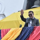 El presidente Daniel Noboa se dirigió a sus simpatizantes en el inicio de la campaña.